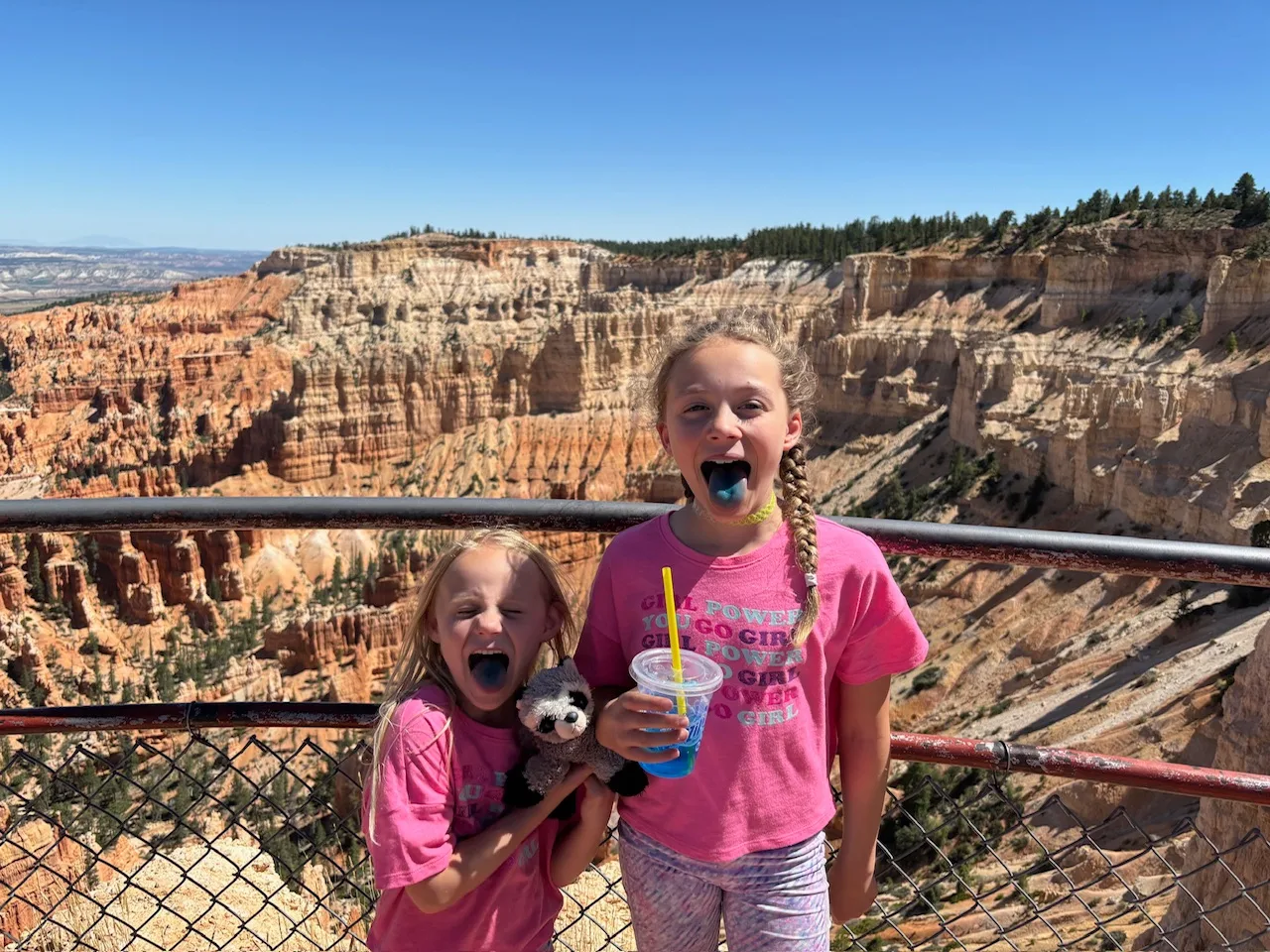 Blue tongues from the slushy